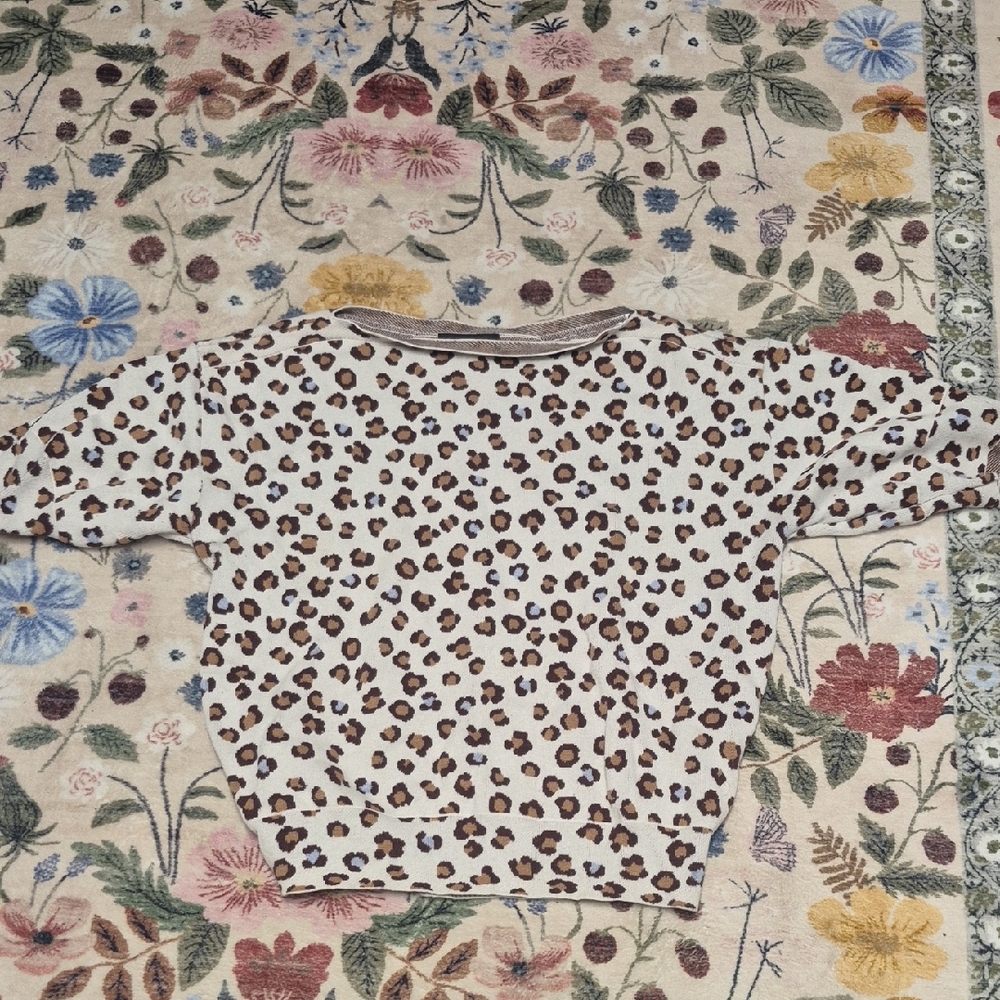 Ann Taylor Lepard Print Shirt sleeve Sweater